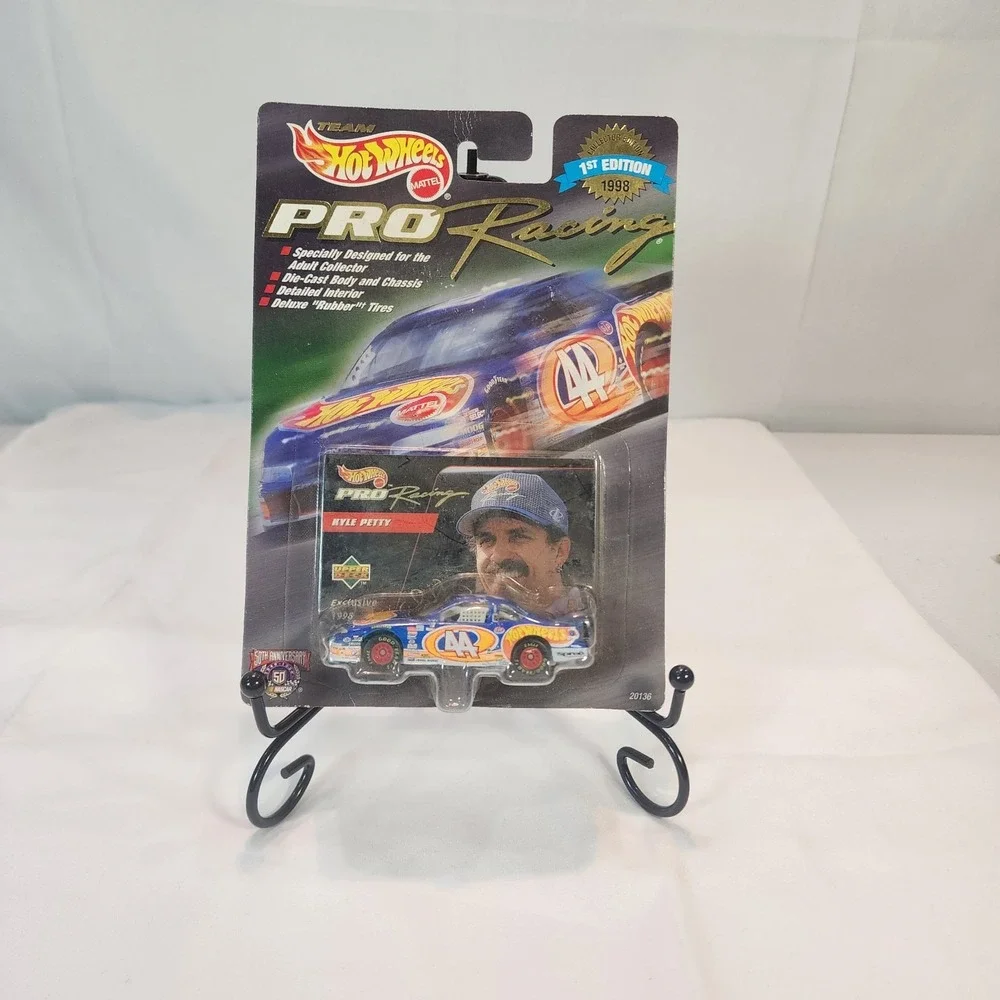 1998 HW Pro Racing Collector 1st Edition Kyle Petty #44/ Upper Deck 50th Ann.